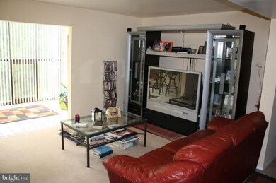 9243 Bellbeck Rd, Parkville, MD 21234 - photo 6