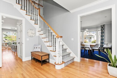 Tall Ceilings throughout