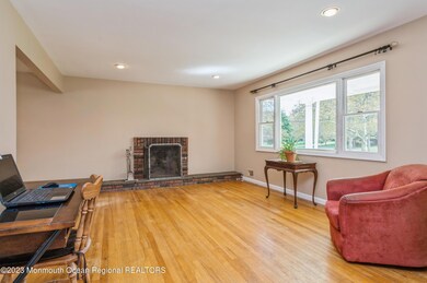 6 Windingbrook Way, Holmdel, NJ 07733 - photo 4