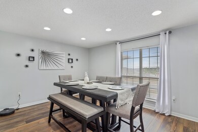 539 Tikell Dr-FormalDining