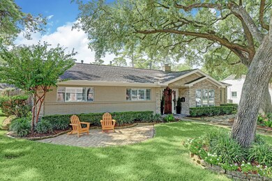 13907 Queensbury Ln, Houston, TX 77079 - photo 2