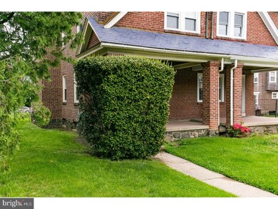 303 W 36th St, Wilmington, DE 19802 - photo 2