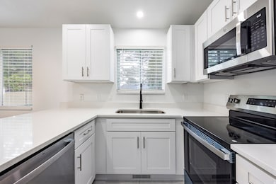 6922 Mullien Dr, West Jordan, UT 84081 - photo 5