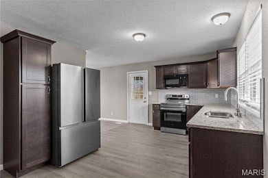 130 E Oak St, Saint Clair, MO 63077 - photo 5