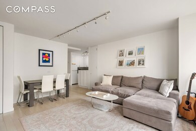 Saratoga unit 3L, New York, NY 10021 - photo 3