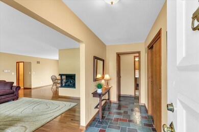 1207 W Kirby Ave, Champaign, IL 61821 - photo 5