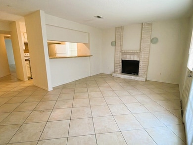 1307 Brenda Ln unit B, Humble, TX 77338 - photo 3