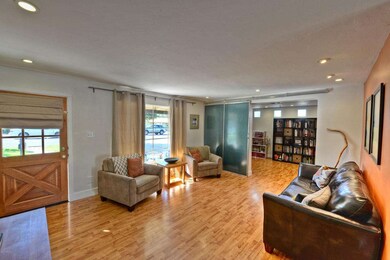 002_Family Room View