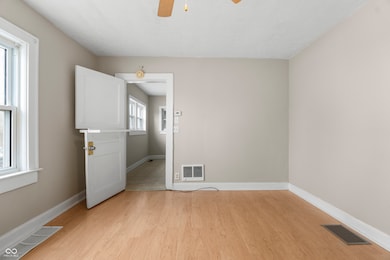 5713 Bluff Rd, Indianapolis, IN 46217 - photo 5