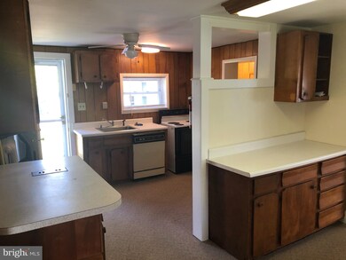 406 Valatia Ave, Millville, NJ 08332 - photo 3