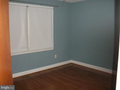 2209 Westridge Rd, Lutherville Timonium, MD 21093 - photo 3