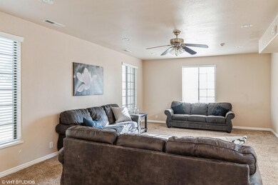 04_421WestfieldRd_1_LivingRoom_HiRes
