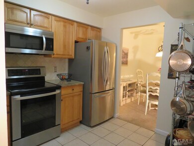 11 Summit Ct unit 403, Annandale, NJ 08801 - photo 7