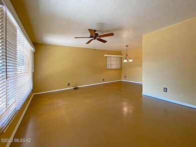 Living Room 4