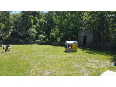 211 Bog Rd, Hillsborough, NH 03244 - photo 6