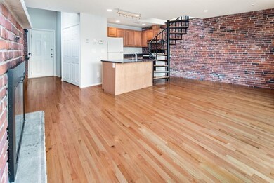 338 Commercial St unit 402, Boston, MA 02109 - photo 5