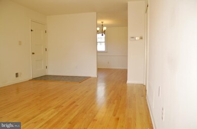 3404 Lambros Rd, Parkville, MD 21234 - photo 4