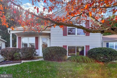 6208 Honeycomb Ct, Sykesville, MD 21784 - photo 2