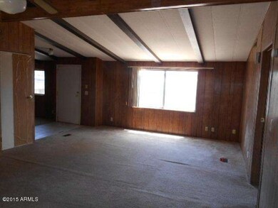 023-273343 Living Room 3