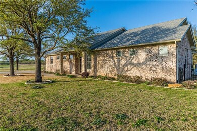 22074 Shady Grove Ct, Whitney, TX 76692 - photo 7
