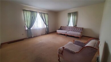 2943 W 32nd St, Erie, PA 16506 - photo 6