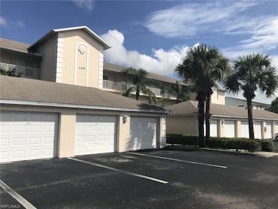 3245 Cypress Glen Way unit 504, Naples, FL 34109 - photo 2