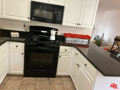 20258 Cohasset St unit 4, Winnetka, CA 91306 - photo 3