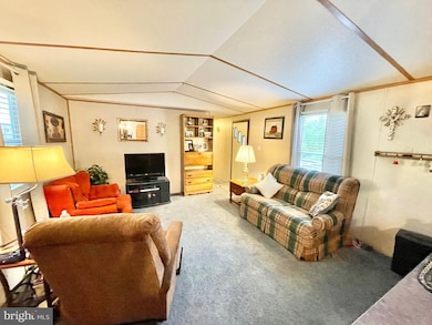 1024 Warm Spring Rd unit 26, Chambersburg, PA 17202 - photo 5