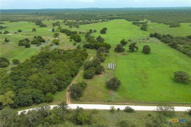 0 Cr 121 unit 587145, Gonzales, TX 78629 - photo 6