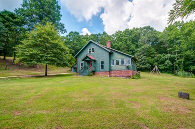 392 Mercer Rd, Linden, TN 37096 - photo 5