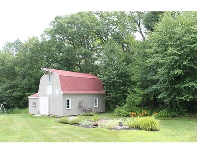 72 Paxton Rd, Spencer, MA 01562 - photo 4