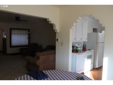 161 S Bridge St, Prairie City, OR 97869 - photo 7