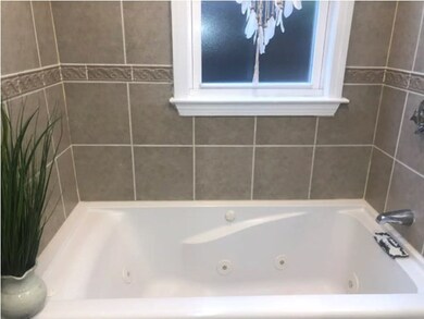 34 Schuyler St, Dorchester, MA 02121 - photo 5