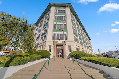 The Landmark unit 601, Port Chester, NY 10573 - photo 3