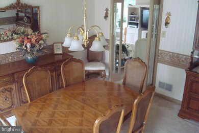 2108 Independence Dr, Chambersburg, PA 17201 - photo 5