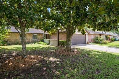 16430 Barcelona Dr, Friendswood, TX 77546 - photo 4