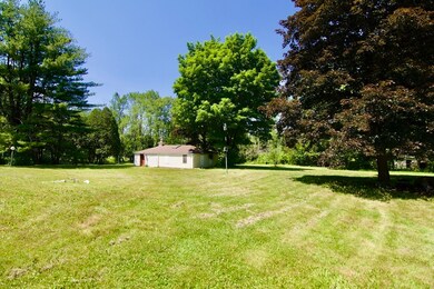 6 Crescent St, Easthampton, MA 01027 - photo 7