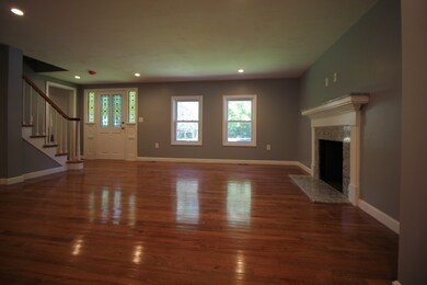 71 Hartford Ave E, Mendon, MA 01756 - photo 5