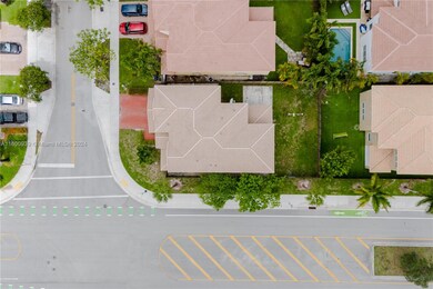 11176 NW 79th Ln, Doral, FL 33178 - photo 7