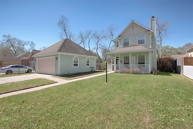 1114 S Hood St, Alvin, TX 77511 - photo 2