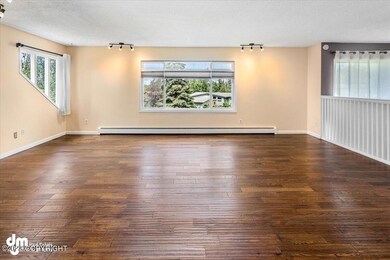 05-Living Room_IMG_7089