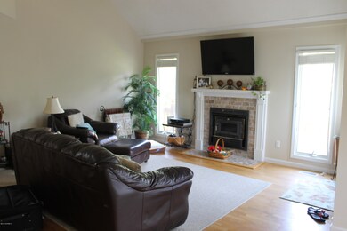 7  Living Room