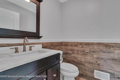 33 Lenny Ct, Matawan, NJ 07747 - photo 5