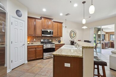 5106 Sanderling Ridge Dr, Lithia, FL 33547 - photo 4