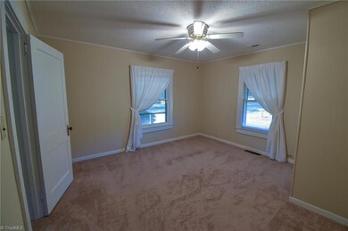 919 Mack Rd, Asheboro, NC 27205 - photo 5