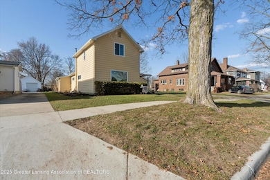 815 5th Ave, Lake Odessa, MI 48849 - photo 2