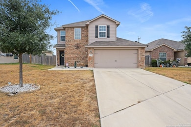 15202 Snug Harbor Way, von Ormy, TX 78073 - photo 2
