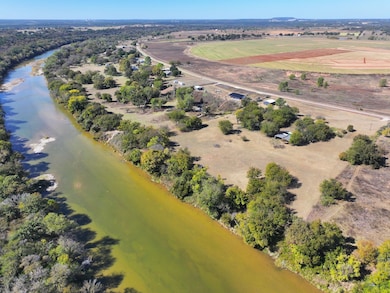 14923 Mitchell Bend Ct, Granbury, TX 76048 - photo 3