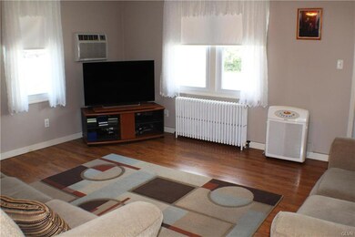 1210 Blue Valley Dr, Pen Argyl, PA 18072 - photo 5