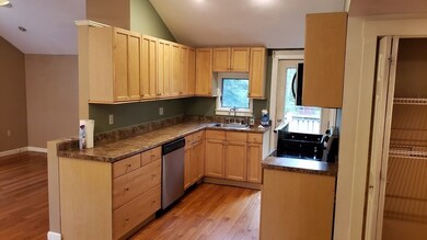 39 W Elm St, West Townsend, MA 01474 - photo 5